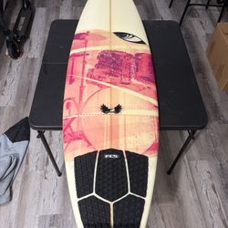 Surf Board 6’-0”