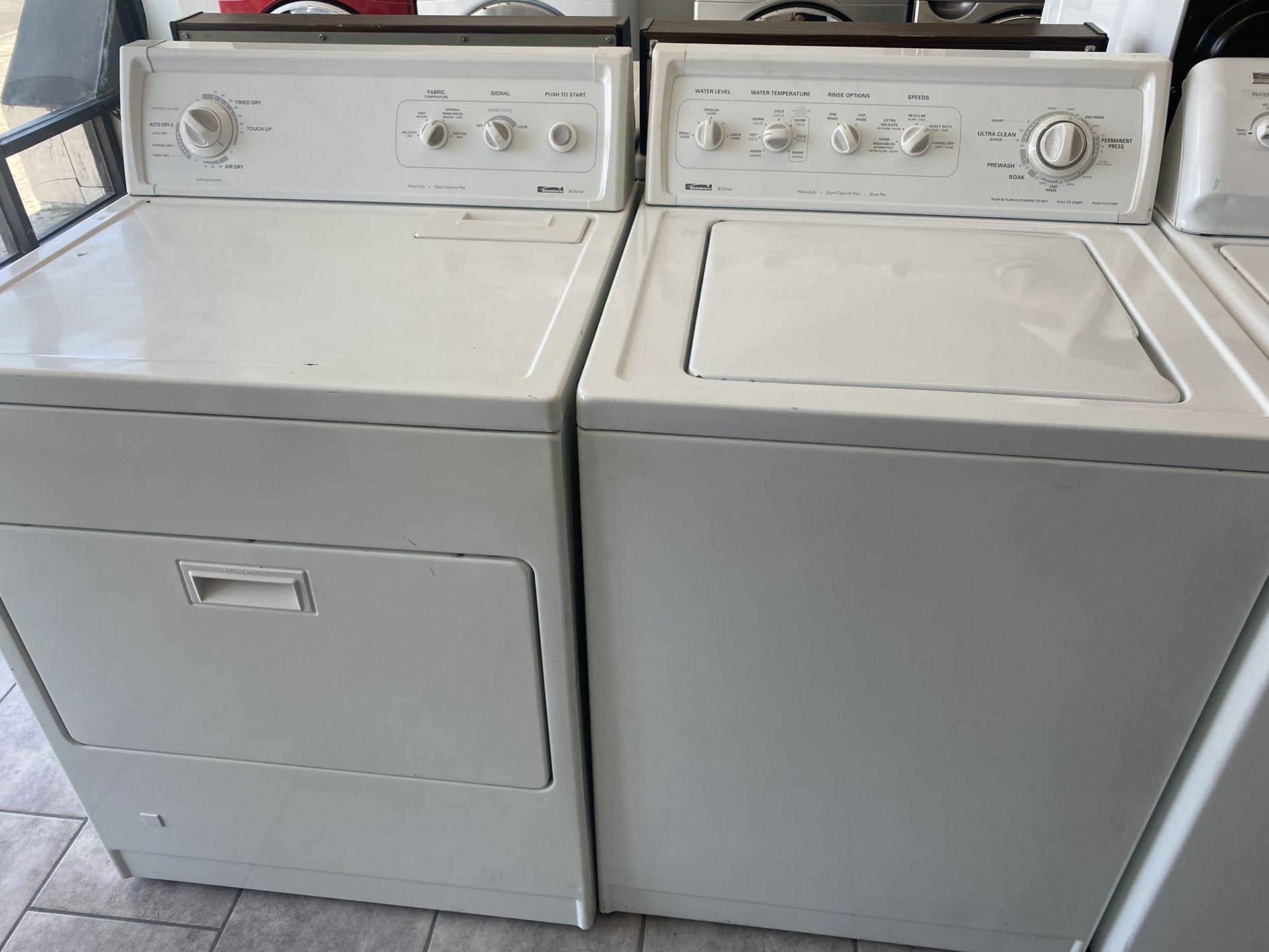 $450 Kenmore washer and dryer set with delivery in the San Fernando Valley