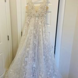 Maggie Sottero Wedding Dress