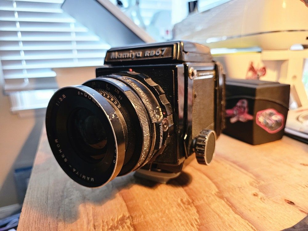 Mamiya Rb67 120 Film Camera