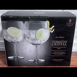 Final Touch Set of 2 Gin Lead Free Crystal Glasses - 27 oz