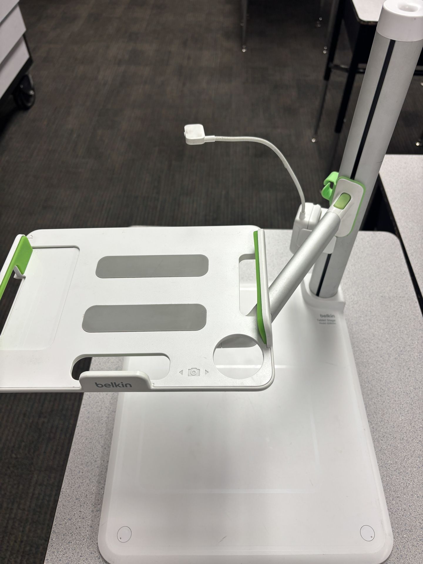 Belkin iPad Document Camera Stand