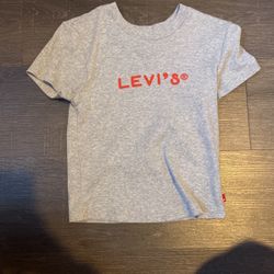 Levi’s Simple Shirt