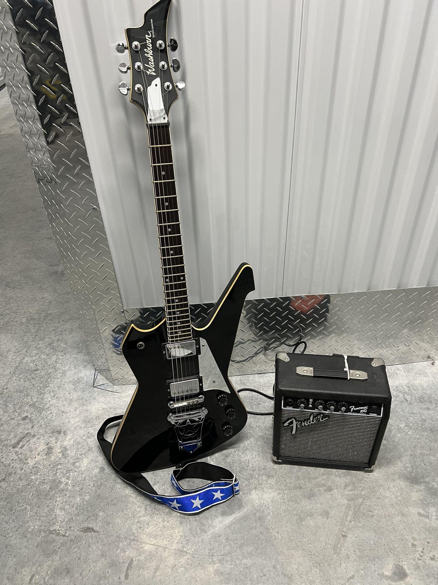 Washburn PS500 Guitar Paul Stanley KISS