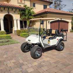 EzGo Electric Golfcart