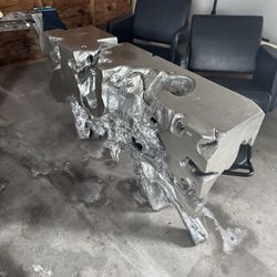 Sequoia Console table 