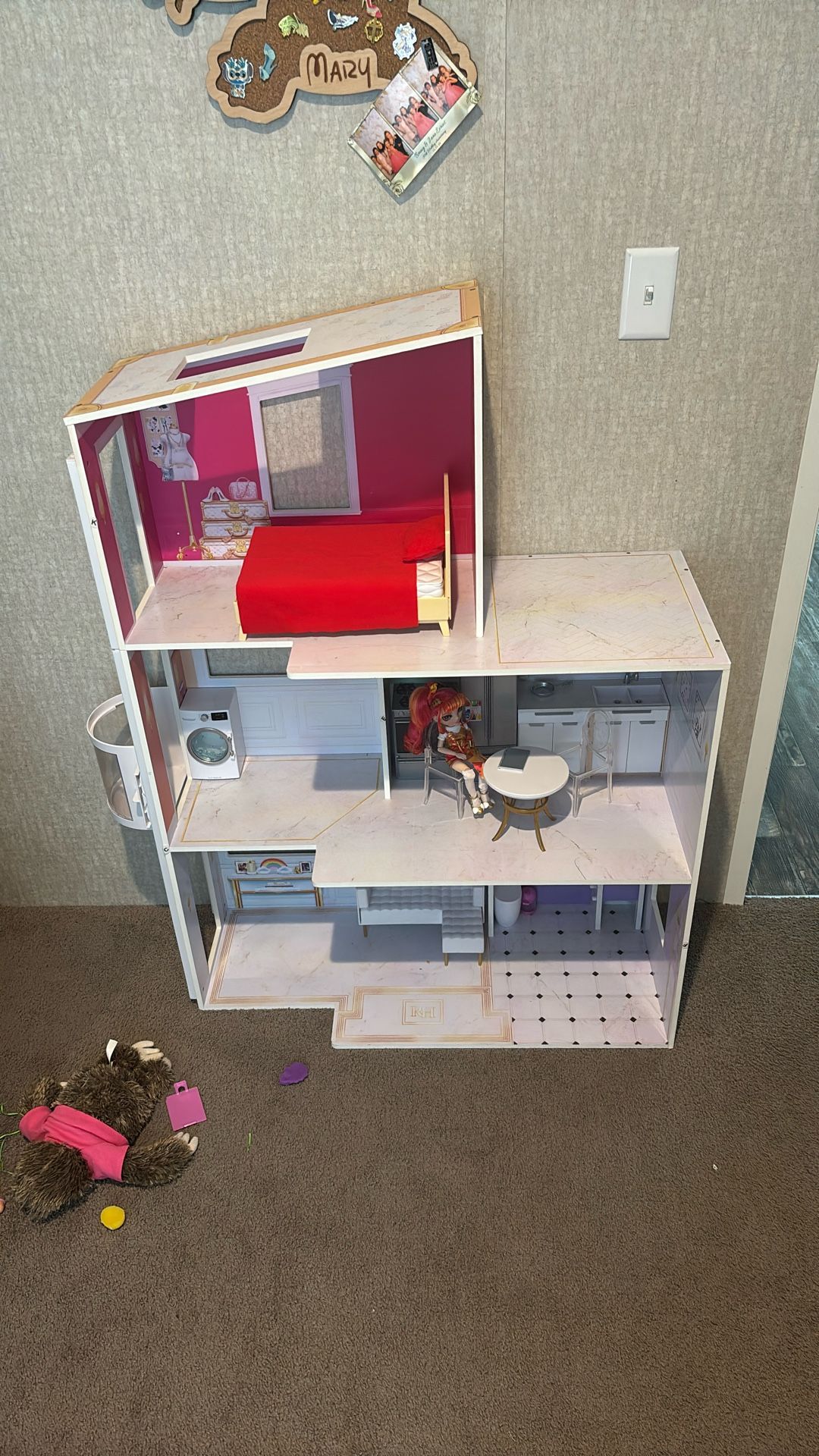 Rainbow High Dollhouse With Elevator And Furniture 