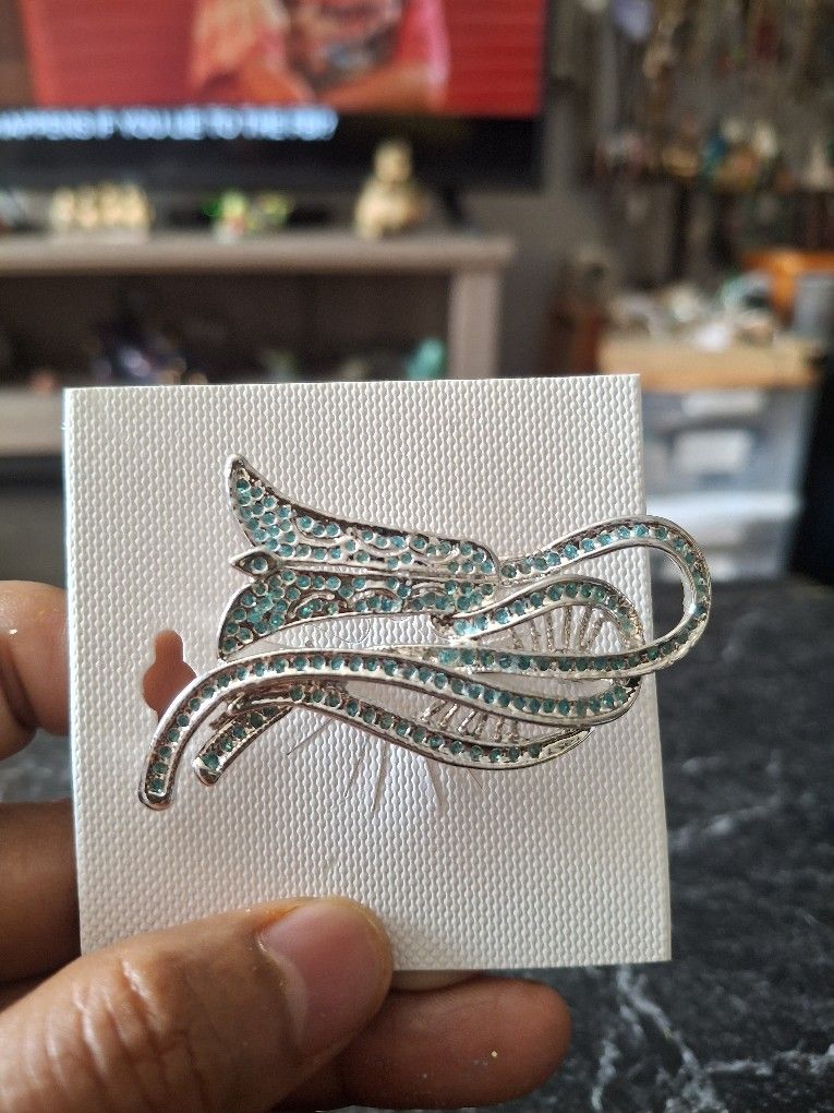 Rhinestone Flower Brooch