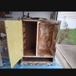 CABINET / DRAWERS