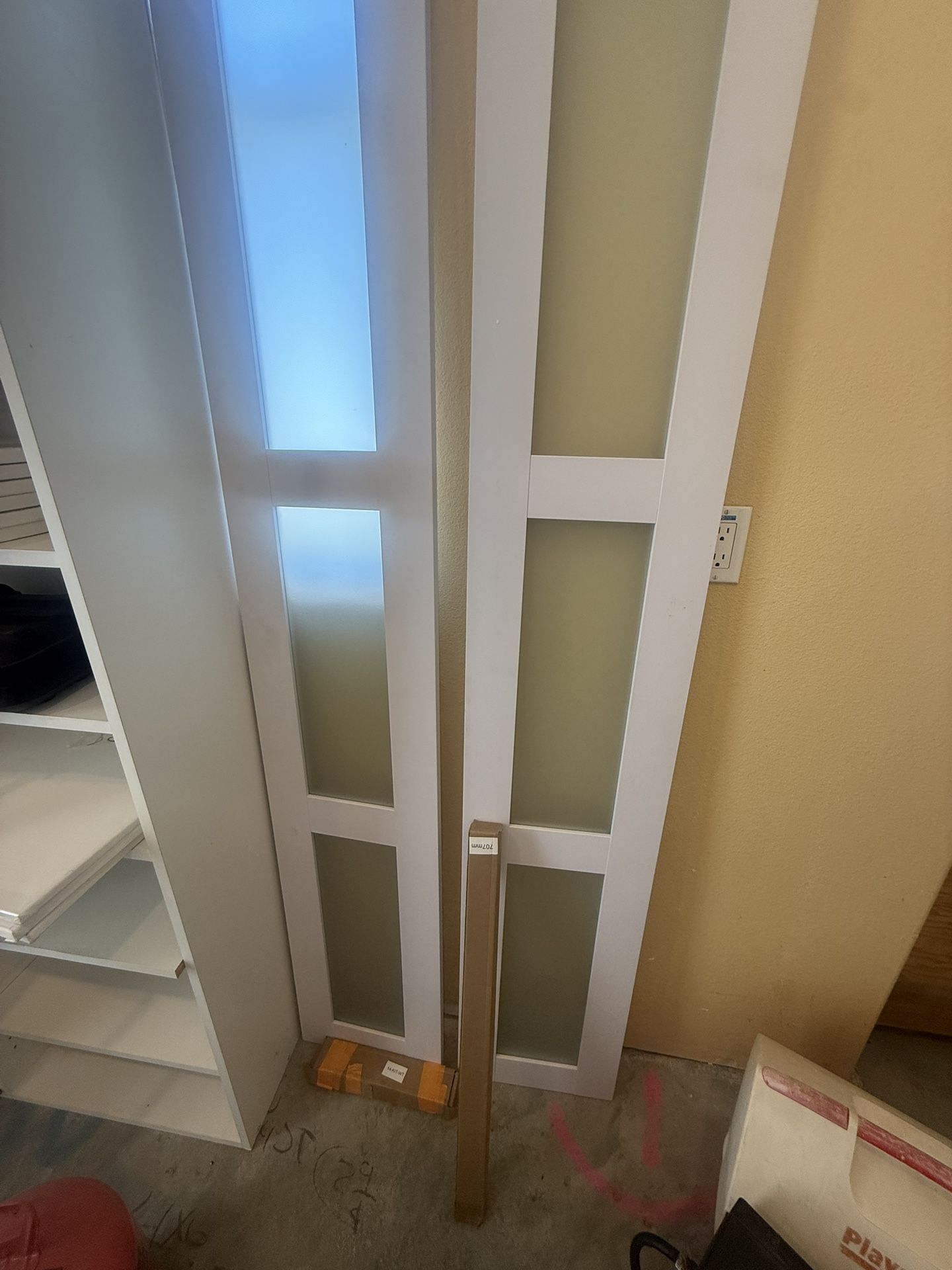 New 28x80 Bifold Closet Door 150.