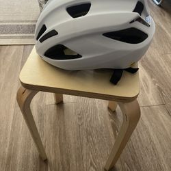 Specialized MIPS Helmet Basically Brand New Size Large