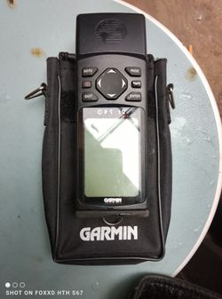 GARMIN GPS 12 WITH CASE