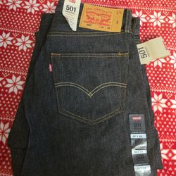 Black 501 Levi's 32x32 NWT