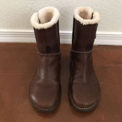 UGG Australia Women’s Leather Boots #3336 - Size 6