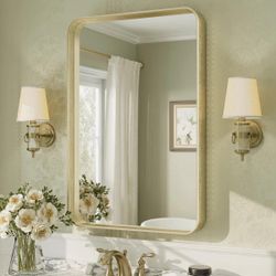 New in box-Aevar Tempered Glass and Aluminum Alloy Framed French Cleat Mounted Wall Mirror