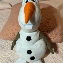 Disney Frozen 2 Olaf Plush 11", EUC