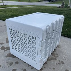 KindTail PAWD Collapsible Puppy and Dog Crate .