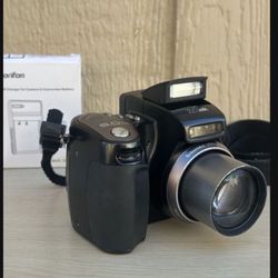 Kodak EasyShare Z7590 5.0MP 10x Zoom Digital Camera W Charger/Battery TESTED 