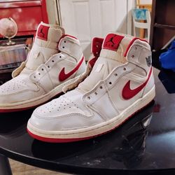 Air Jordan 1