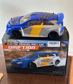 Remote Control Drift Cars,  1:18 Scale 2197 Blue, 4WD Off -Road, HAIBOXING