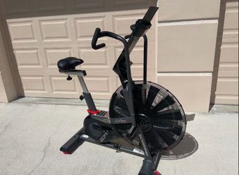 Schwinn AD7 Airdyne stationary air dyne bike
