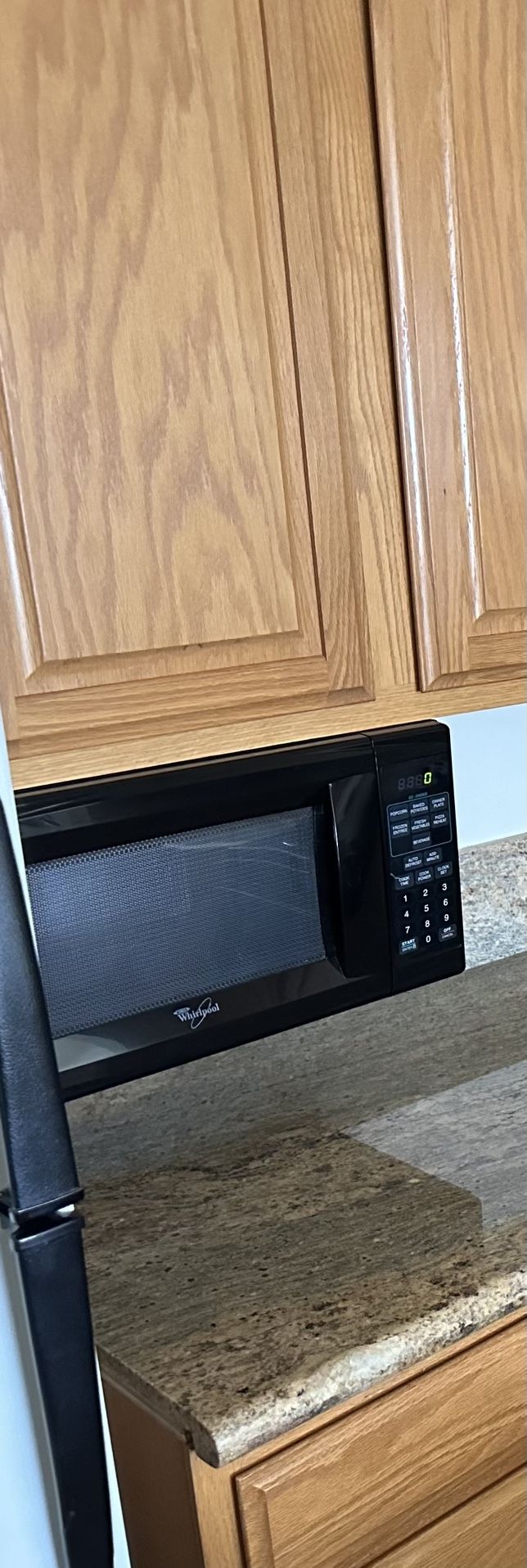 Under cabinet Small Microwave 