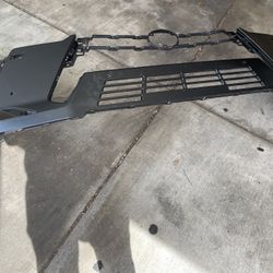 2024 2025 Lexus GX 550 Bumper Used Oem 