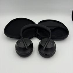 Bose 700 Noise-Cancelling Bluetooth Headphones (Triple Black)