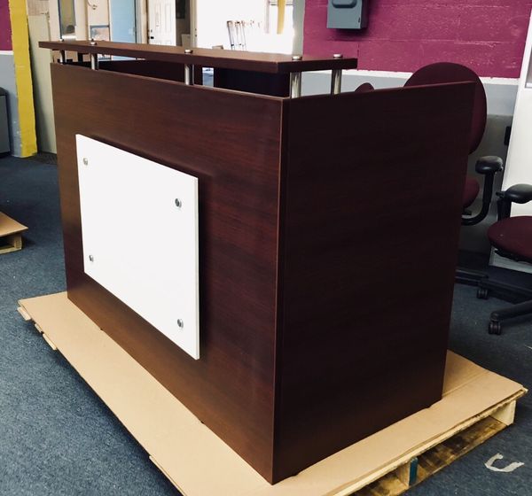 Modern Reception Desk In Mahogany And White For Sale In Orlando
