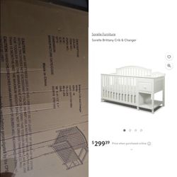 Crib and Changer - Diaper Changing Table Made of Wood Converts To Toddler Daybed Full Size 