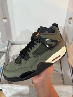 Nike Air Jordan 4 x Undefeated Size 10