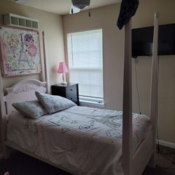 Girl's Bedroom Furniture