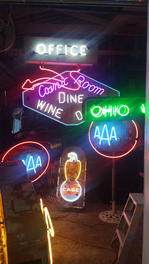 Tons of old Neon signs