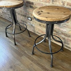 4 Metal And Wood Adjustable Height Bar Stools