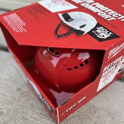 Milwaukee Safety Helmet 