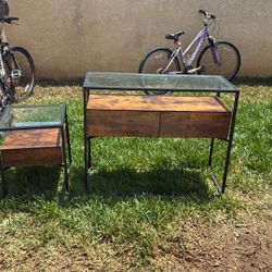 Console table 
