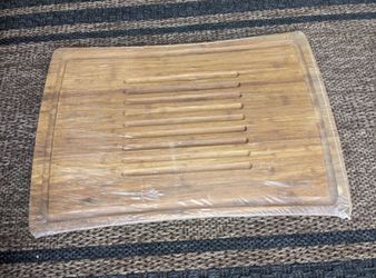 NEW Williams Sonoma Wood Cutting Carving Board 