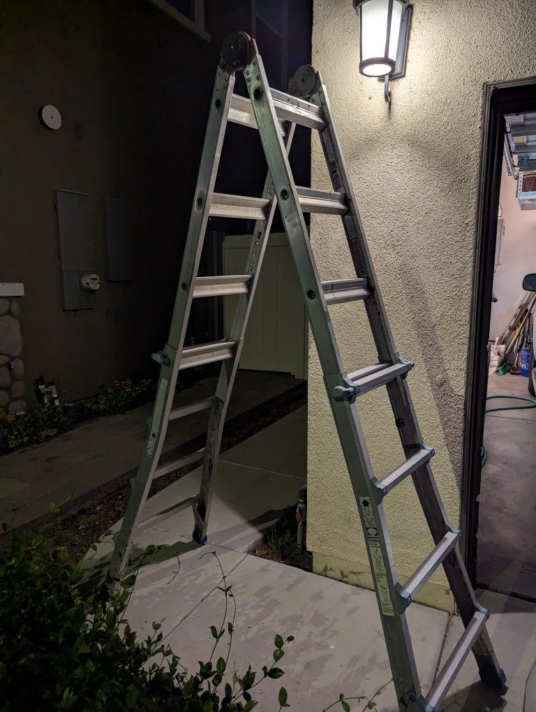 Cosco 7 Ft Ladder
