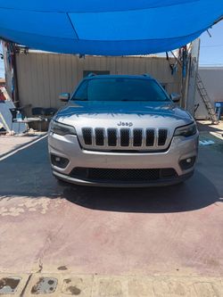 Jeep Cherokee SUV Silver