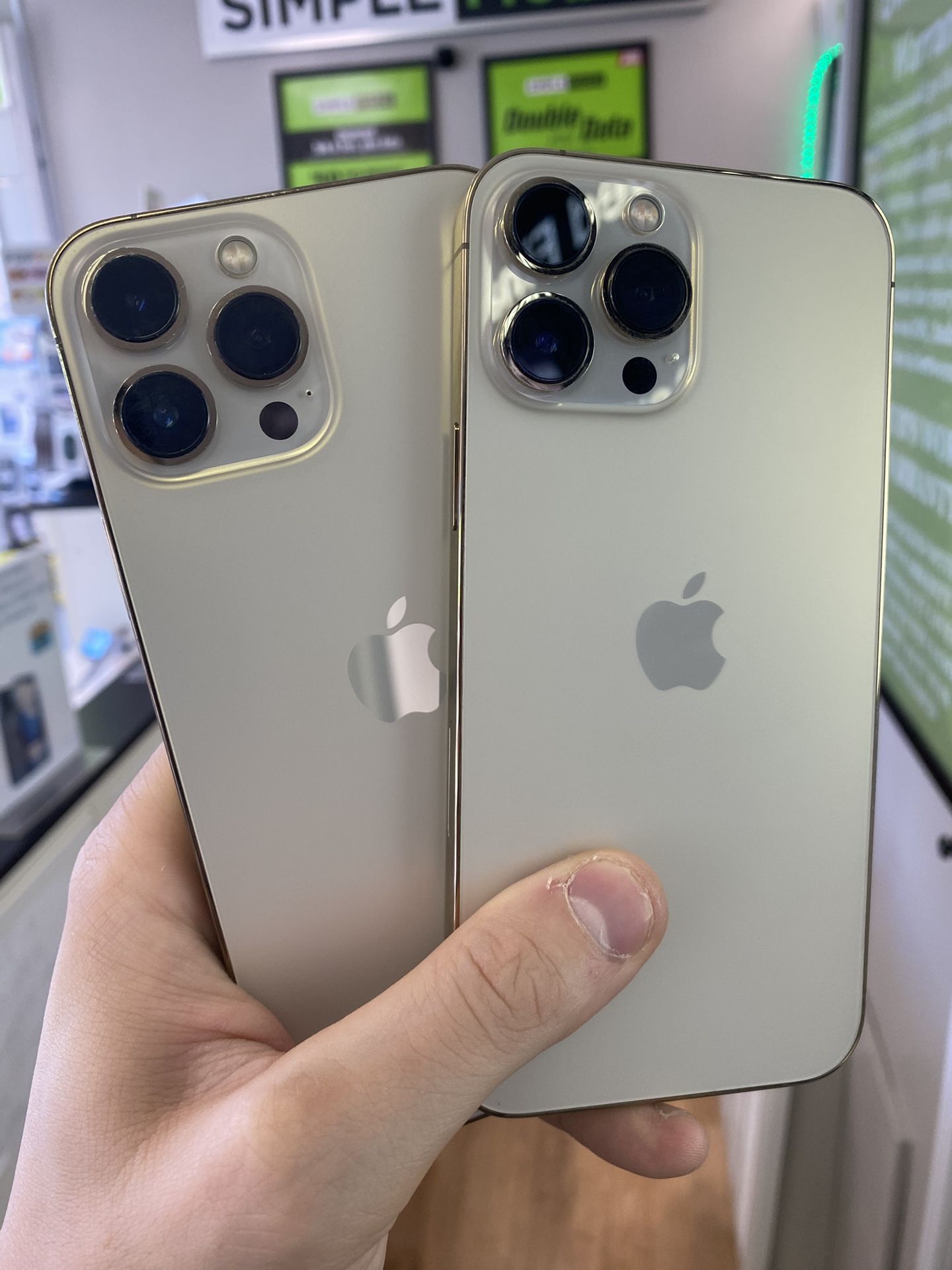Unlocked iPhone 13 Pro Max 256GB Gold