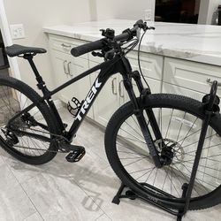 2022 Trek Police Service 29er MTB Dropper Seat Post 1x12 Speed 