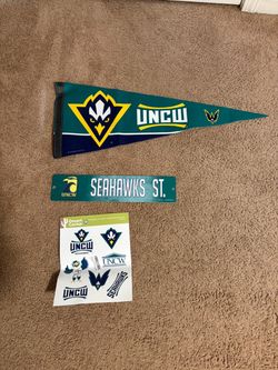 UNCW Decor Bundle