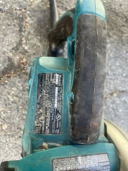 Makita Tools 5477NB Builders 15 Amp Electric 7-1/4" Hypoid Circular Saw w/Blade