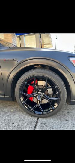 Audi q7 q8 22” new RS Styie new rims tires set