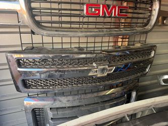 Chevy Silverado Grille