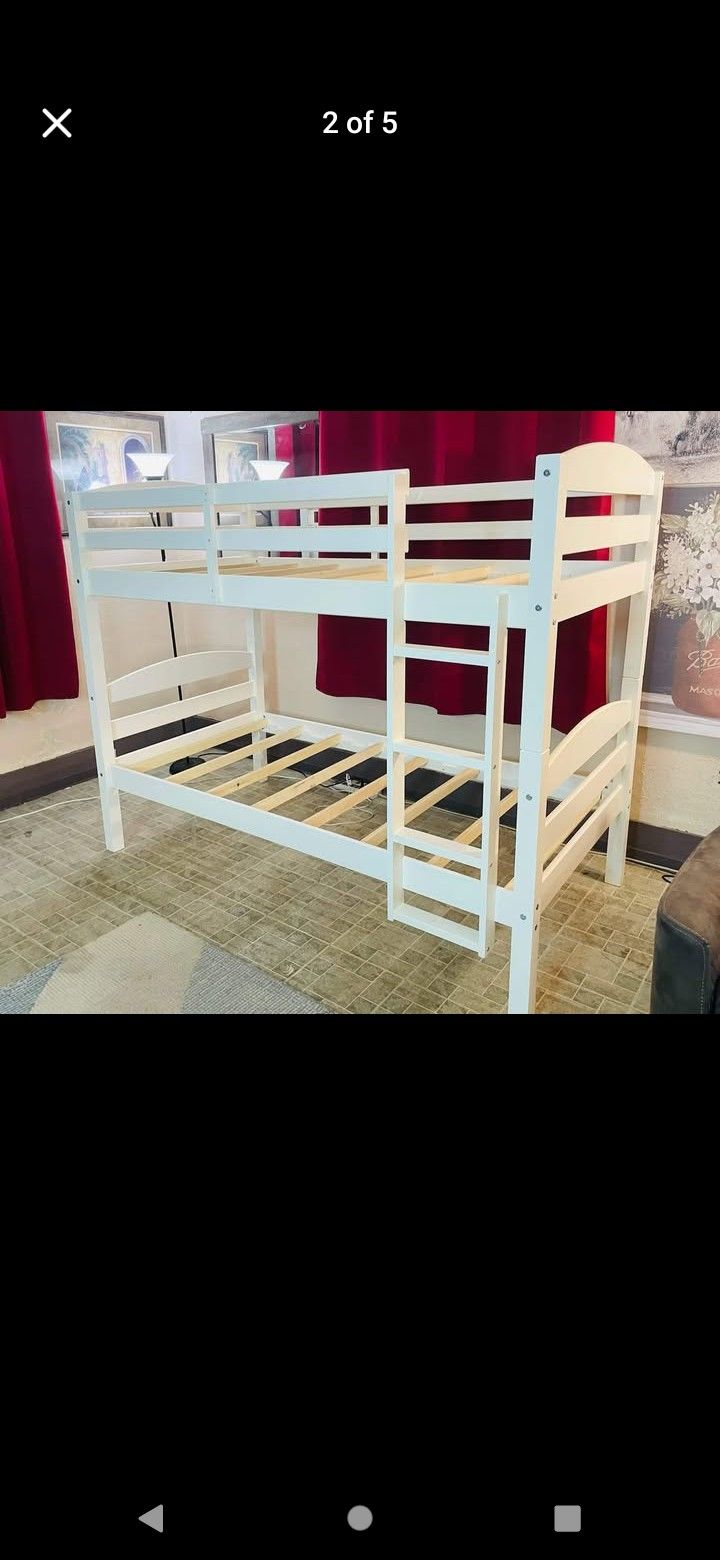 Twin /Twin Bunkbed