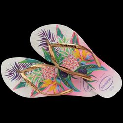 Many Havaianas Flip Flops