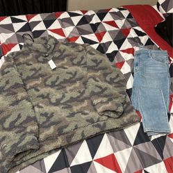 American Eagle Camo fleece W/ Super Skinny Jeans