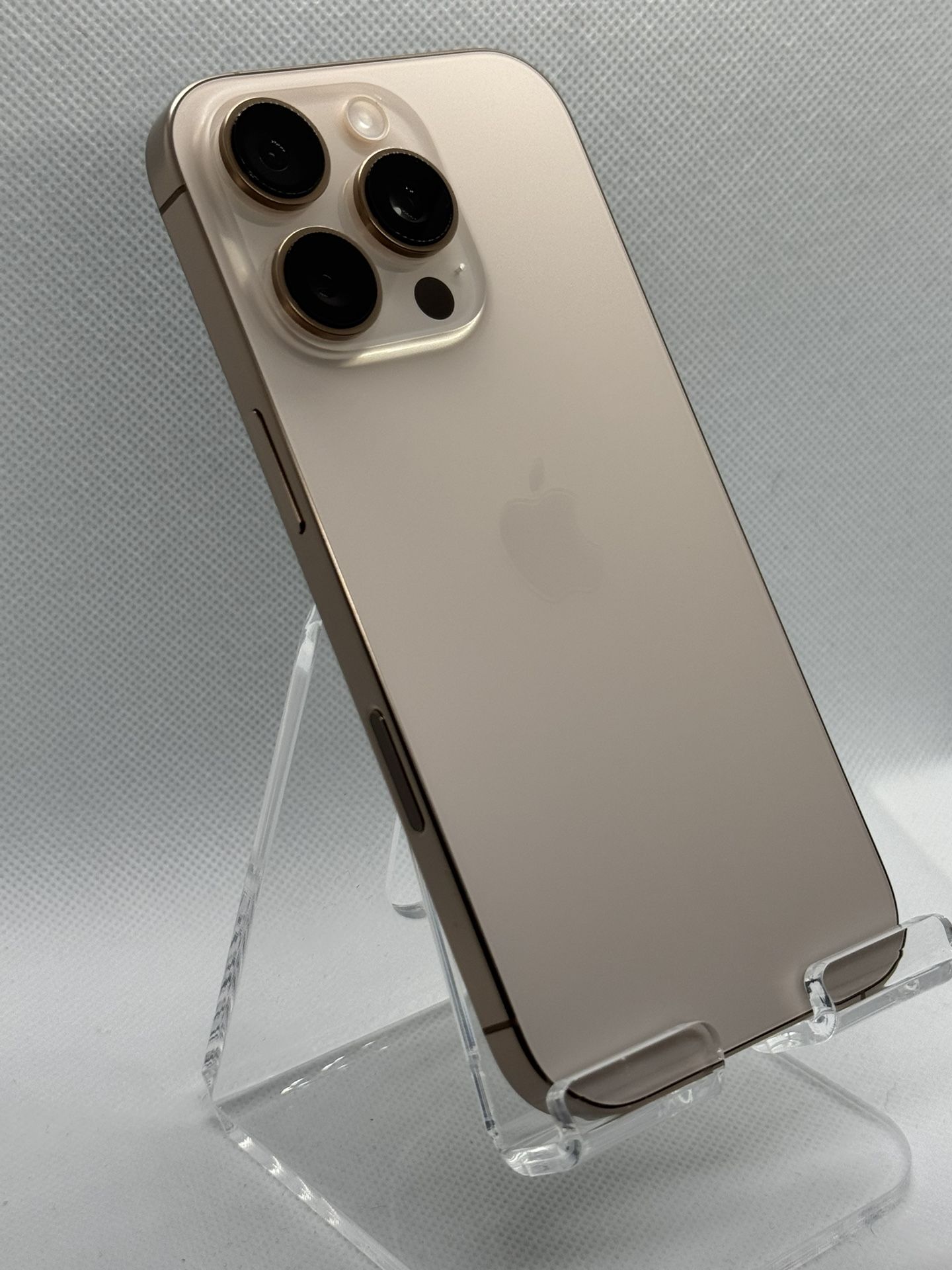UNLOCKED IPHONE 16 PRO 128GB