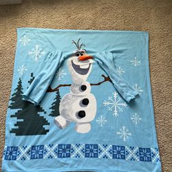 Frozen Snuggie type blanket 